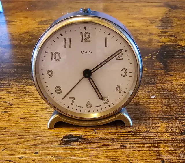Reloj de sobremesa Oris