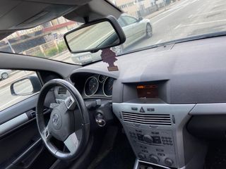 Opel Astra 2009