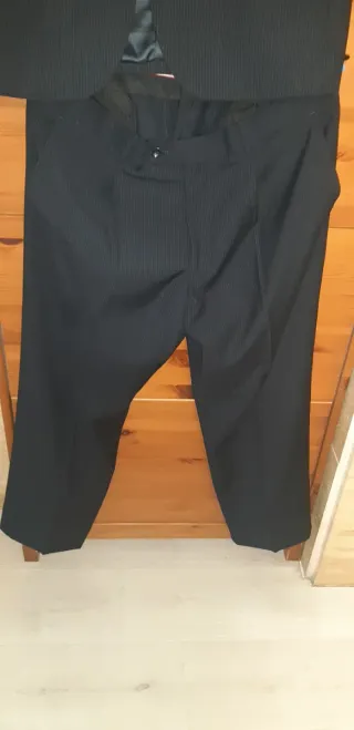 Traje de hombre gris