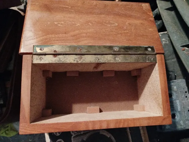 Joyero artesanal de madera