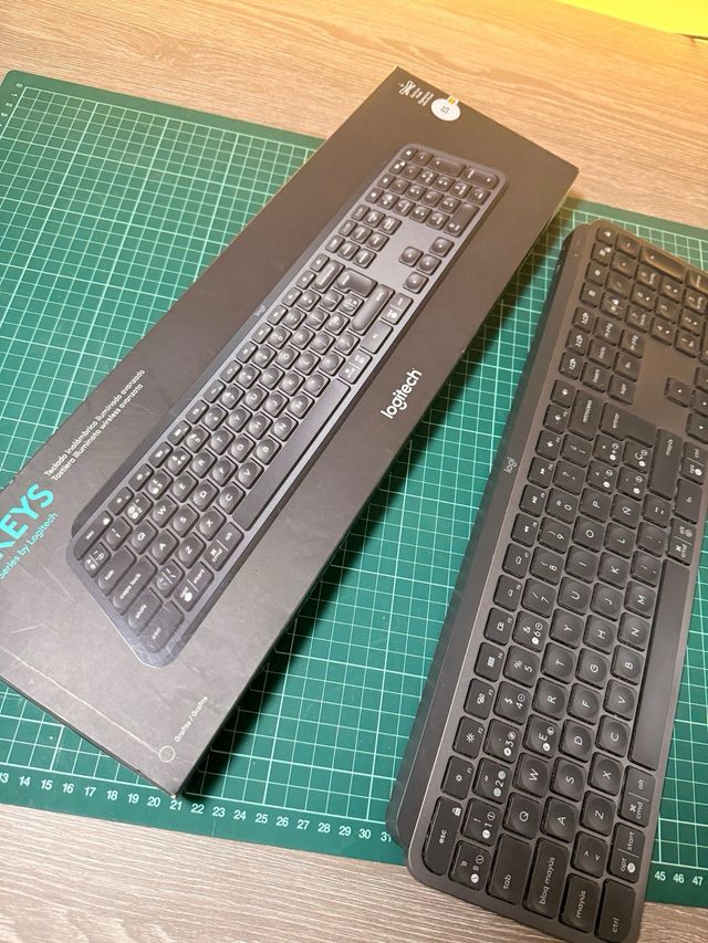 Teclado Logitech MX Keys