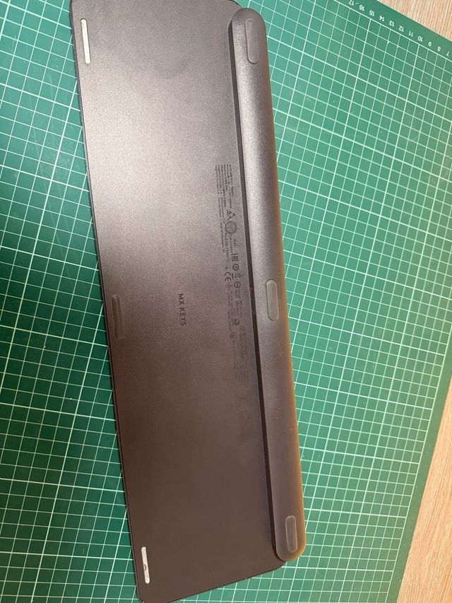 Teclado Logitech MX Keys