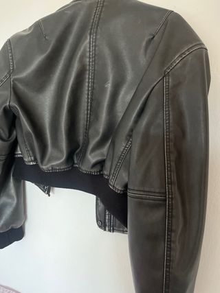 Chaqueta Bomber Bershka Negra Talla XS