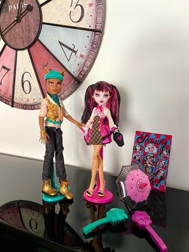 Draculaura y Clawd Wolf