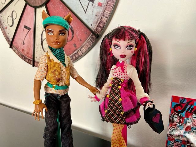 Draculaura y Clawd Wolf