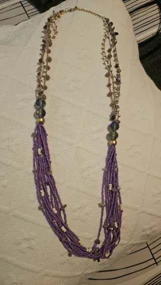 Collar largo morado y beige