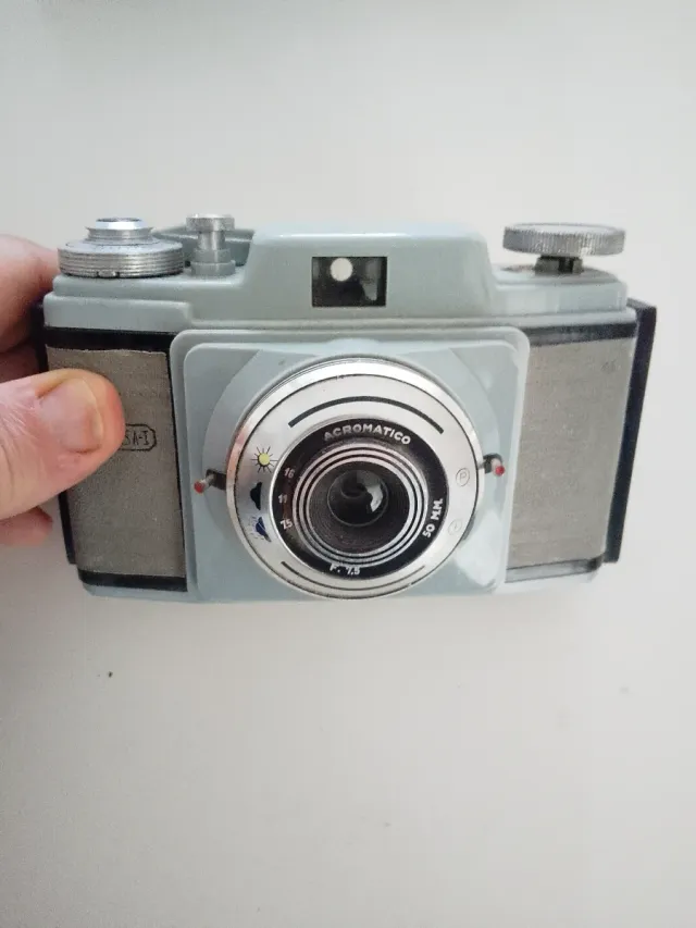 Box e Werlisa I: collezioni di fotocamere vintage Lumière