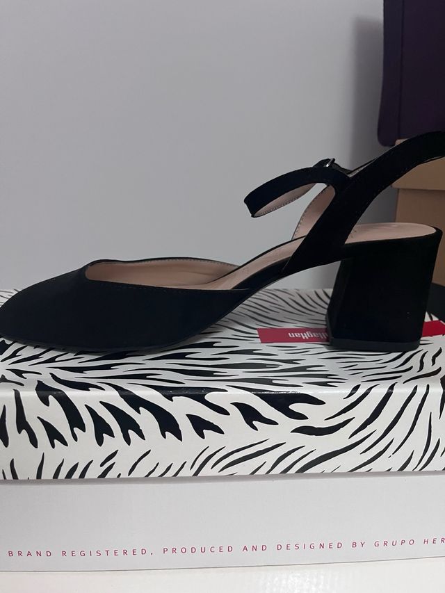 zapatos destalonados ante negro tacón bloque