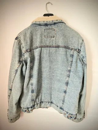 Cazadora vaquera con borreguito ZARA Talla [XL]