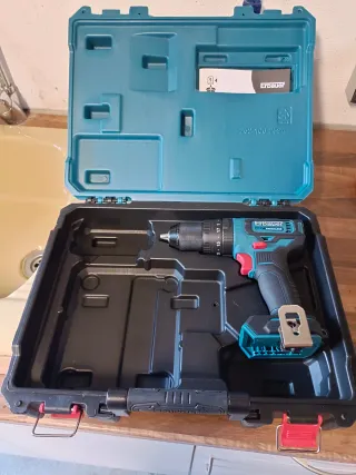 Taladro percutor inalámbrico