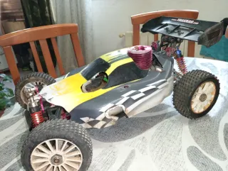 Coche RC Nitro 1/8 EB4