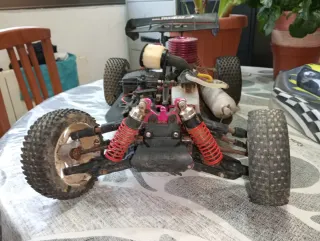 Coche RC Nitro 1/8 EB4