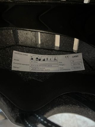 Casco de bici blanco con luces