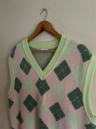 Chaleco de lana con rombos