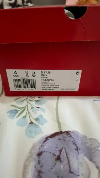 Reebok CL Nylon Beige/Grigio Scarpe