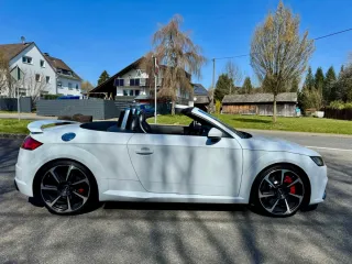 AUDI TT RS ROADSTER. 400 CV