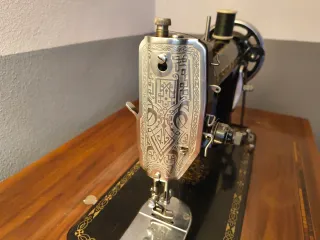 Máquina de coser Sigma antigua