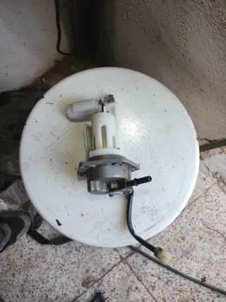 Bomba de combustible Kawasaki ER6n