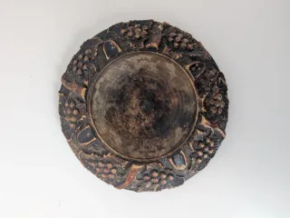 Posacenere in legno intagliato