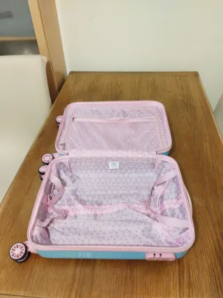 Maleta infantil con ruedas