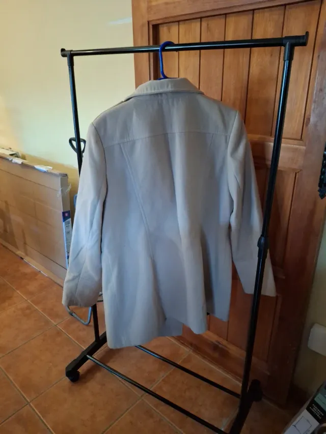 Abrigo de vestir beige