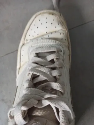 Zapatillas Nike Blancas. Courvision