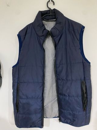 Chaleco azul acolchado
