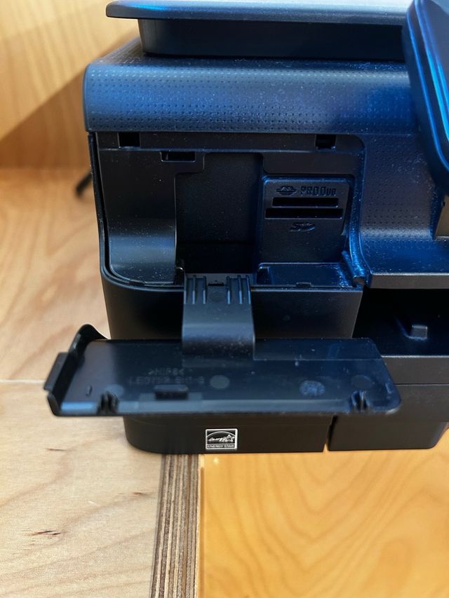 Impresora Brother DCP-J552DW Multifunción