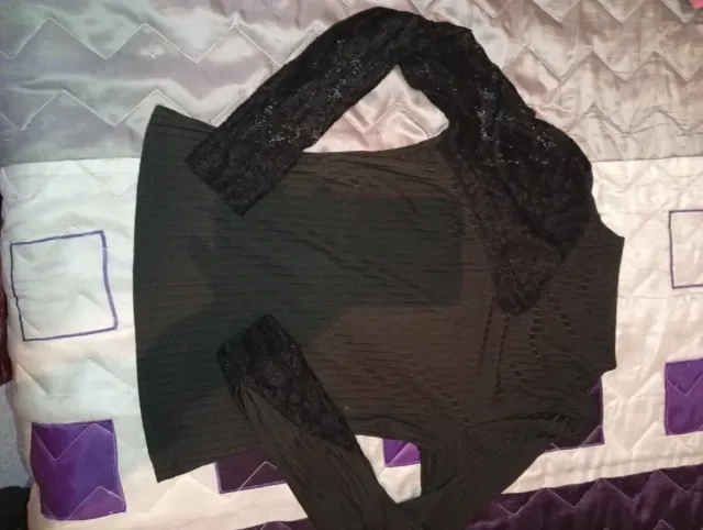 SOLO ENVÍOS. Camiseta de vestir mujer manga larga