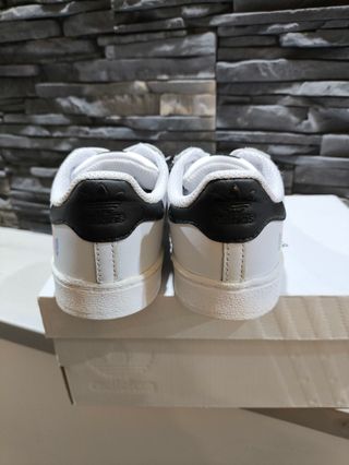 Adidas Superstar Scarpe Bambino Taglia 27