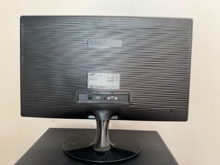Monitor Samsung S22D300 Negro