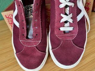 VANS unisex – T 40.5EU (9.5US) + Regalo gorra Vans