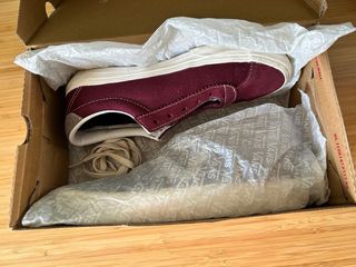 VANS unisex – T 40.5EU (9.5US) + Regalo gorra Vans