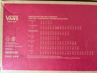 VANS unisex – T 40.5EU (9.5US) + Regalo gorra Vans