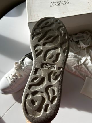 Alexander McQueen Sneakers Bianche Nere