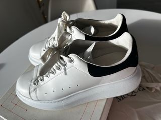 Alexander McQueen Sneakers Bianche Nere