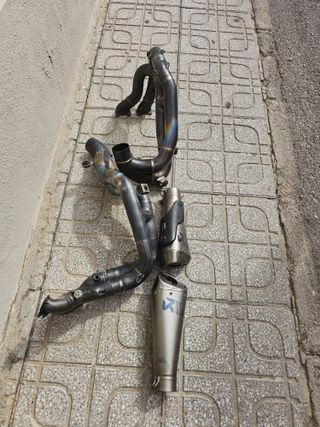 Línea de escape Akrapovič Ducati Panigale V4S