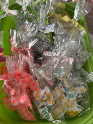 Llaveros Cruz Tela a Elegir