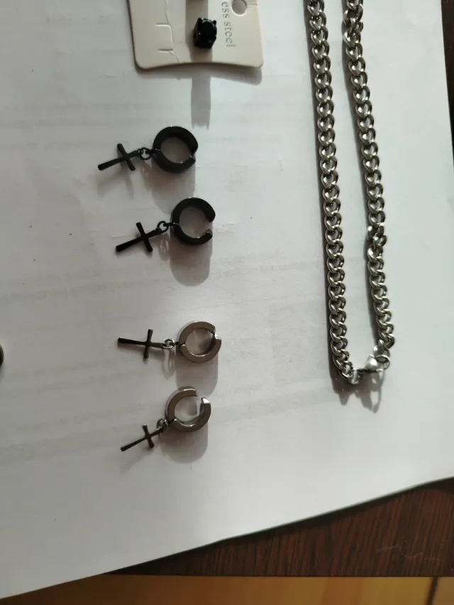 Lote Cadena y Pendientes