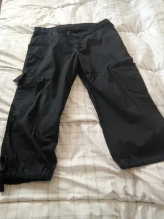 Pantalón cargo negro mujer