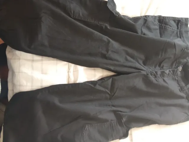 Pantalón cargo negro mujer