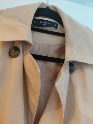 Gabardina larga beige