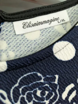 Vestido azul y blanco flores