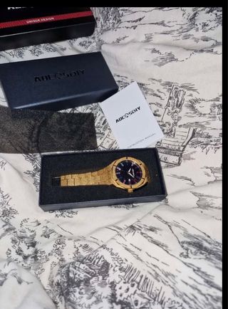 Reloj ADCCASDIY Dorado y Morado