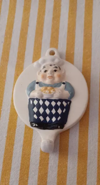 Appendino cuoco in ceramica