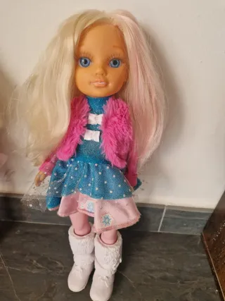 Muñeca Nancy pelo rubio y ojos azules