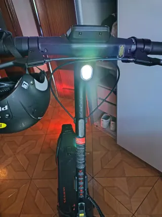 Patinete eléctrico Segway ZT3 PRO