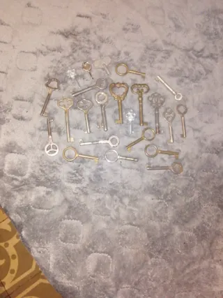 Set di chiavi antiche decorative
