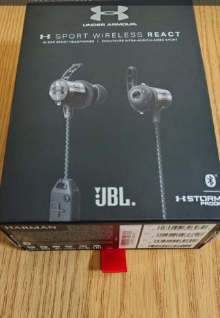 Auriculares JBL Under Armour Negros