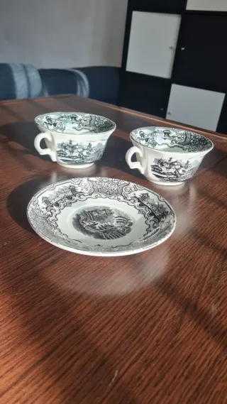 Juego Tazónes y Plato La Cartuja Sevilla